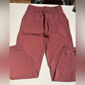 Lululemon Scuba Joggers EUC